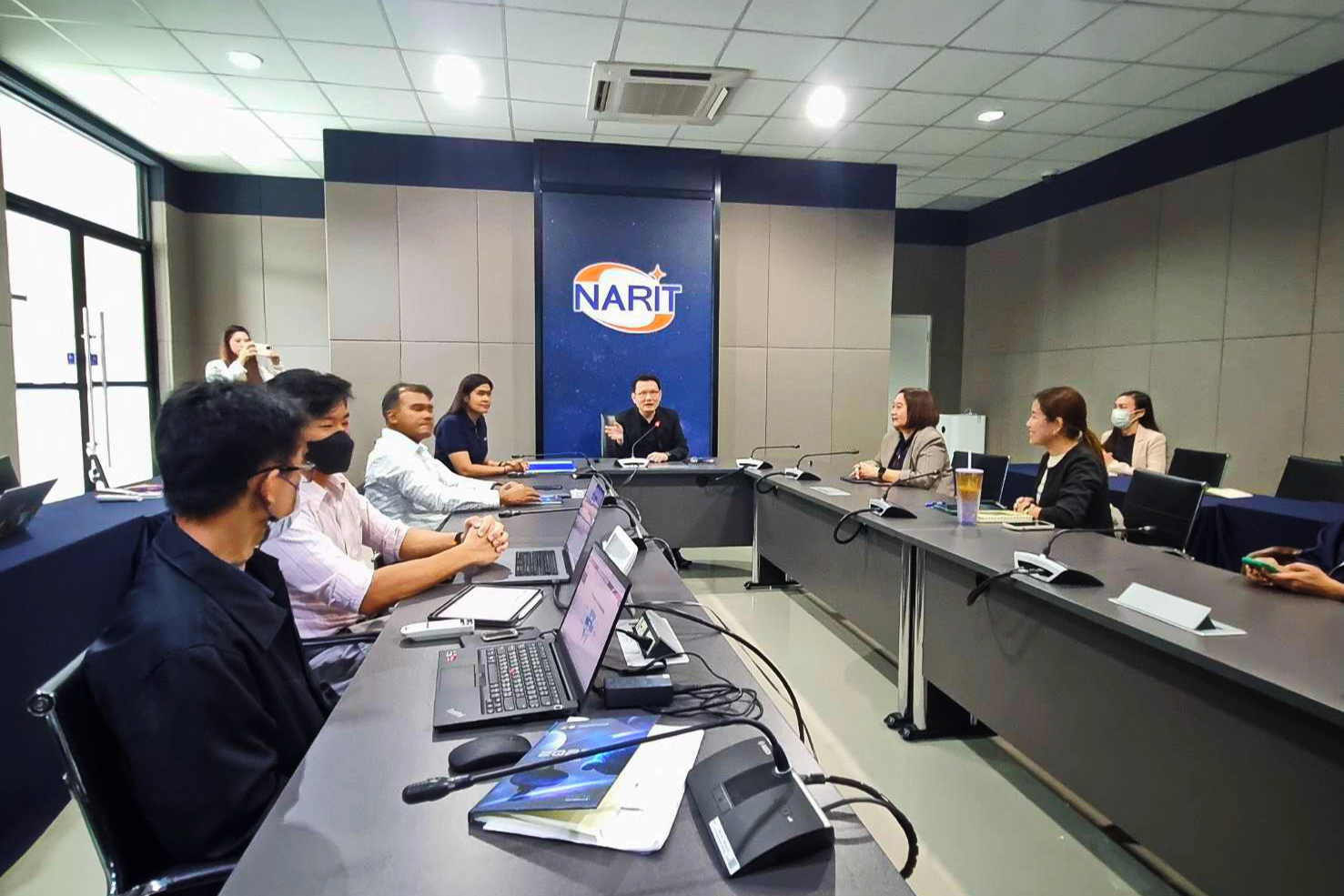 แลกเปลี่ยนประสบการณ์ผลักดัน สวพส. สู่องค์กรดิจิทัล