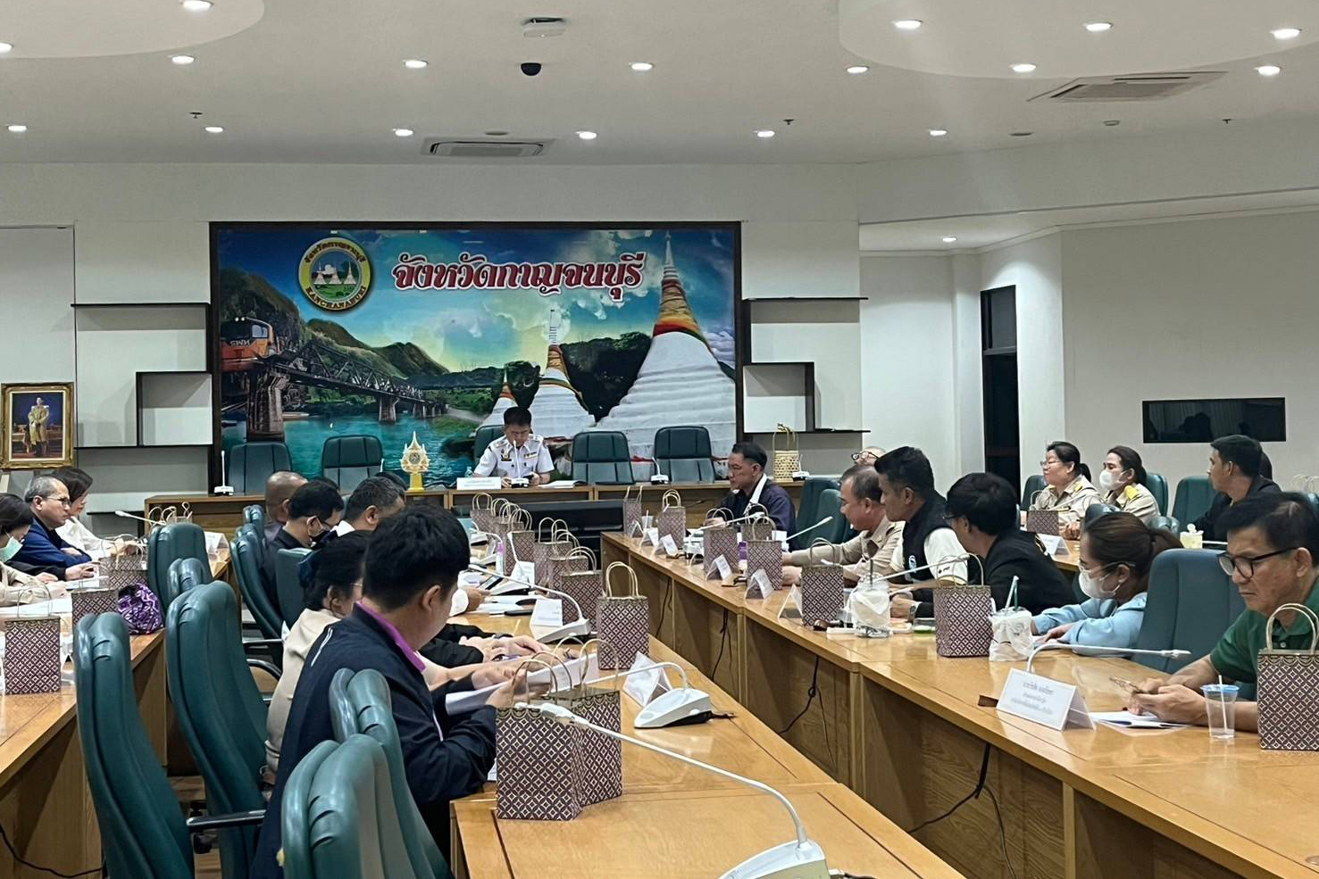หน่วยงานร่วมบูรณาการขับเคลื่อนงานคก.ห้วยเขย่งจ.กาญจนบุรี